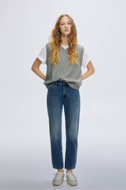 High-waist mom jeans