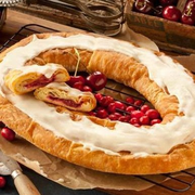 O & H Danish Wisconsin State Kringle