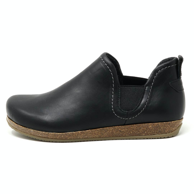 Women's Lieben Leather Chelsea Boot