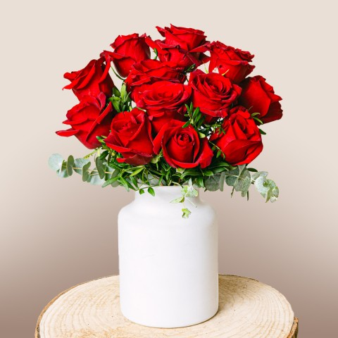 Twelve Hearts: 12 red roses