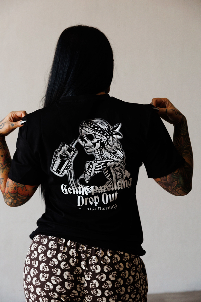 CLASSIC RELAXED FIT TEE: DROP OUT