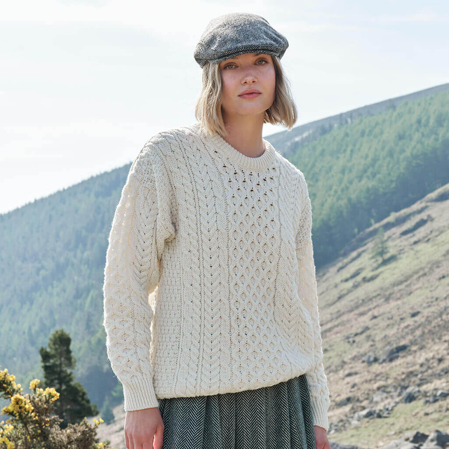 Women's Traditional Crew Neck Aran Sweater