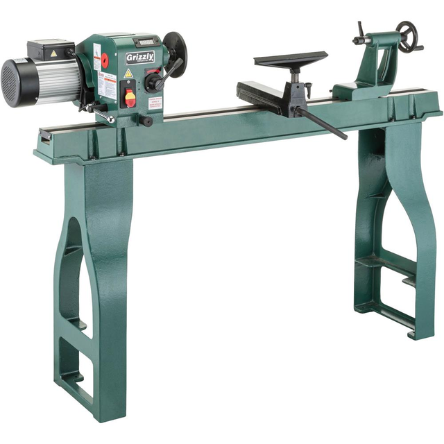 16" x 46" Wood Lathe with DRO