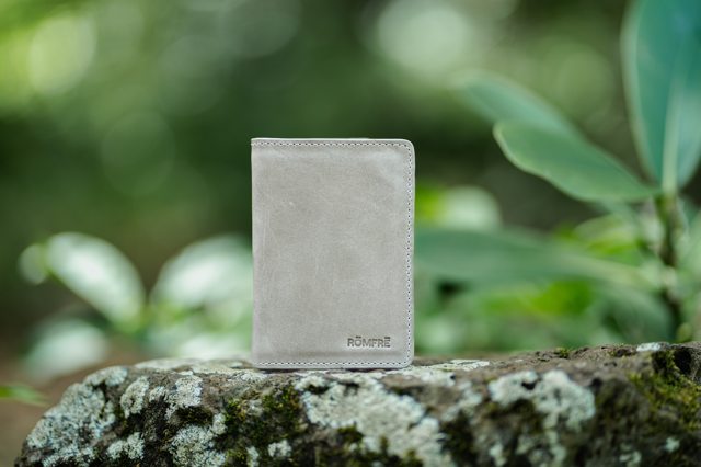 Lanikai Cardholder Wallet