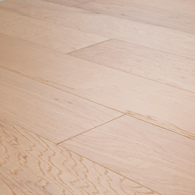Lifeproof Teton Hickory White Oak 1/4 in. T x 6.5 in. W Click Lock Engineered Hardwood Flooring (21.67 sq. ft./case)