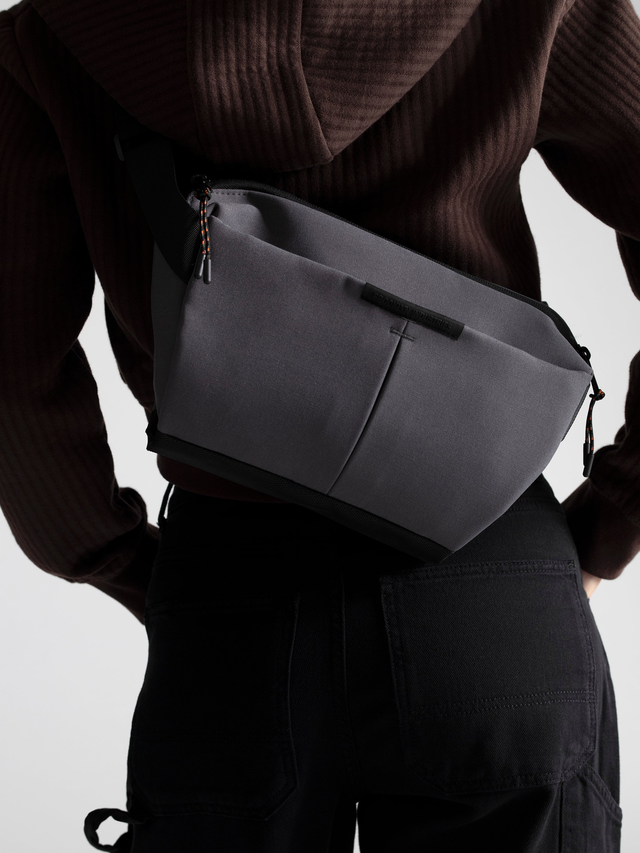 Belt Bag in Grey