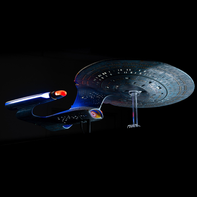 Star Trek | U.S.S. Enterprise NCC-1701-D