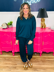 Dear Scarlett Travel Weekend Set In Hunter Green