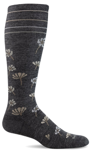 Women's Field Flower | Moderate Graduated Compression Socks