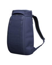 D_b_ Hugger Backpack 25L