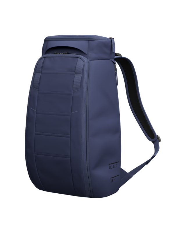D_b_ Hugger Backpack 25L