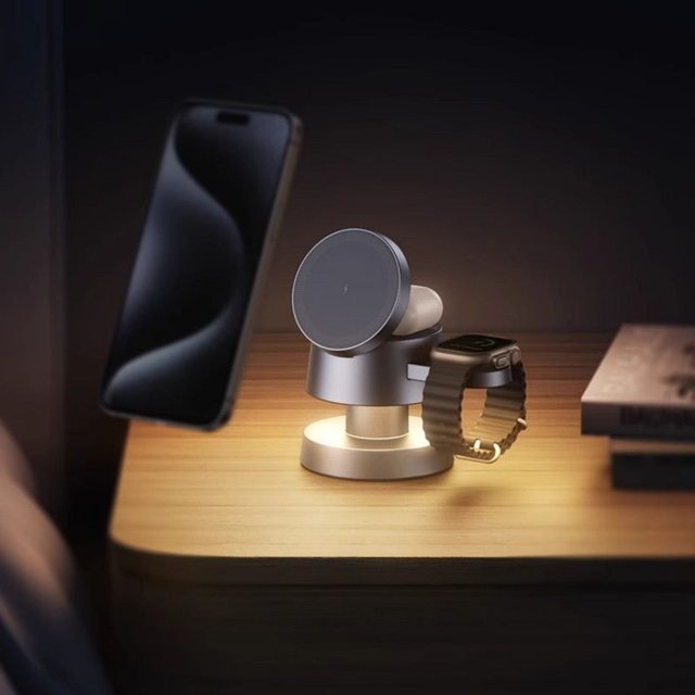 Portable Mushroom Lamp 4-in-1 Magnetic Charging Stand