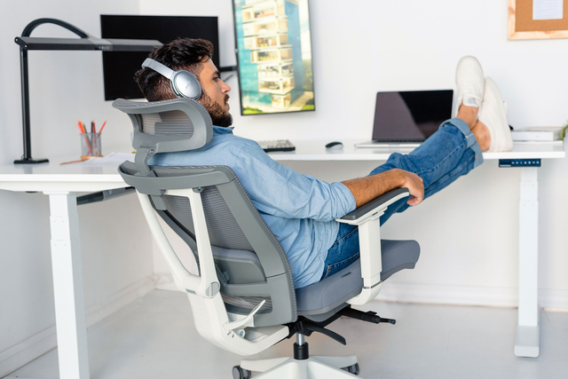 The Ergonomic Chair for Total Body Support | Autonomous Chair Ergo