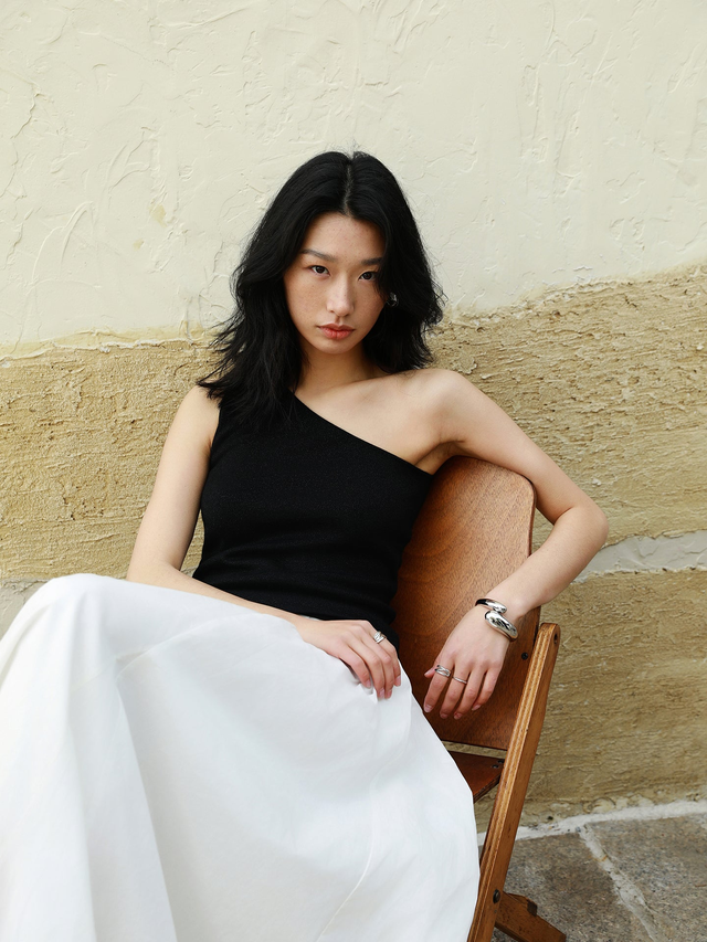 Cashmere Silk Sleeveless Asymmetric Top