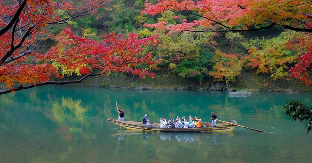 嵐山觀光火車 & 保津川漂流體驗一日遊（大阪 / 京都出發） - Klook 客路