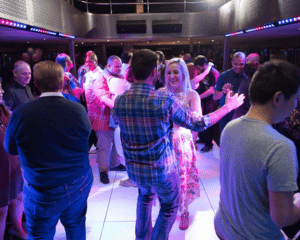 Happy Hour Cruise, New York - 2 Hours