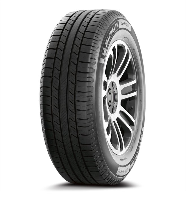 Michelin Defender2 215/50R17