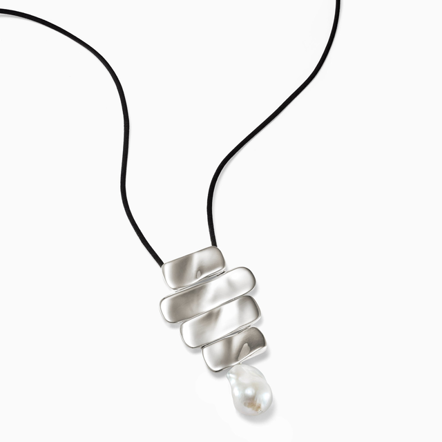 Baroque Ilona Pendant