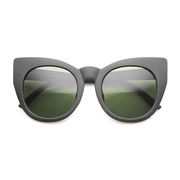 Women's Retro 1960's Mod Oversize Cat Eye Sunglasses