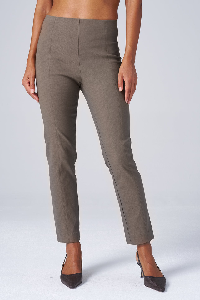 Slim Ankle Magic Pant