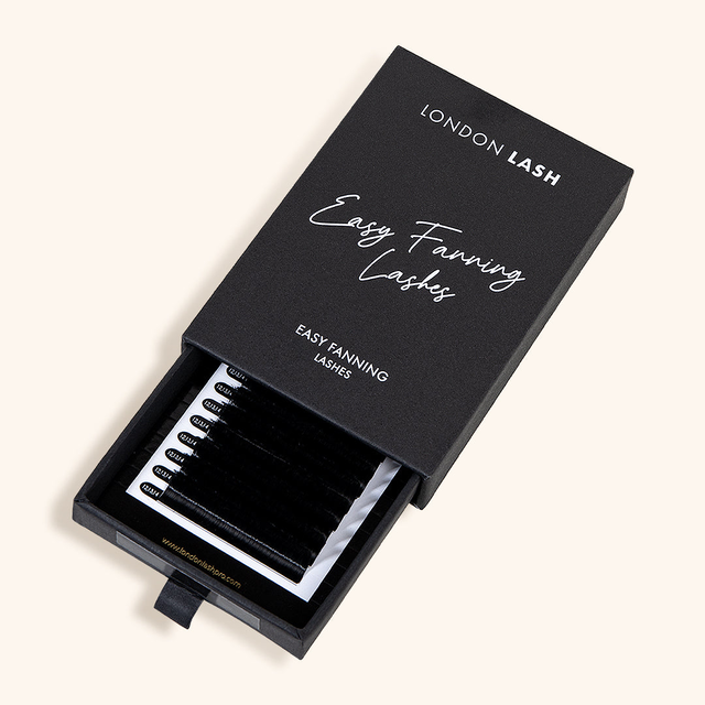 Easy Fanning Mega Volume Lashes 0.05