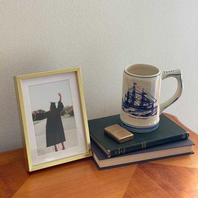 Metal table - gold (regular mat)