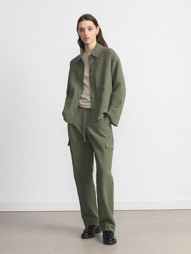 The Jane Straight Cargo Pant in Olive Green