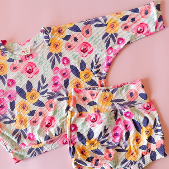 Fruity Blooms Lounge Set
