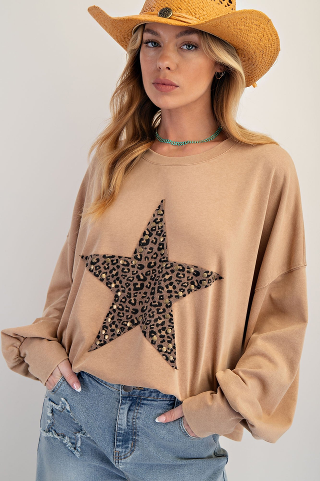 Easel OVERSIZED Leopard Print Star Patch with Studs Top in Camel