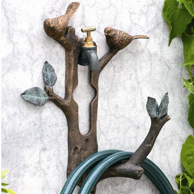 Bird & Branch Hose Holder
