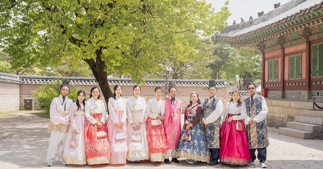 Photo-Shooting & Videos Making Experience in Seoul - Klook United States