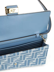 "Baguette" wallet on chain