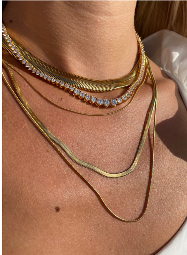 NOA LIQUID GOLD NECKLACE SET