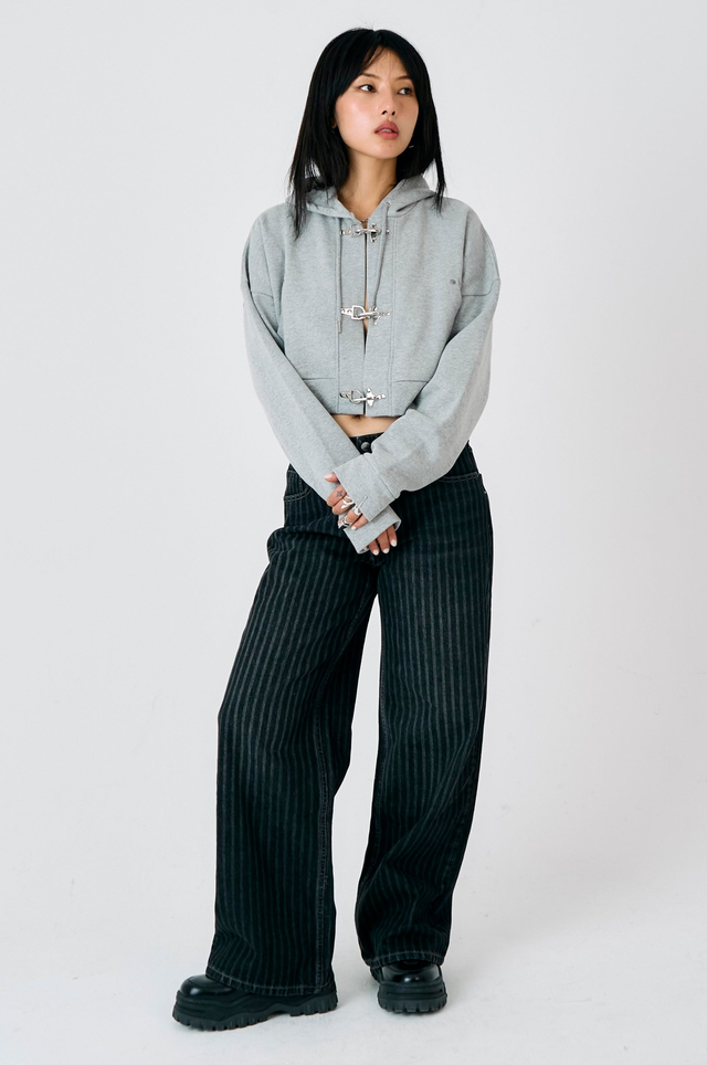 Latch Hardware Cropped Hoodie