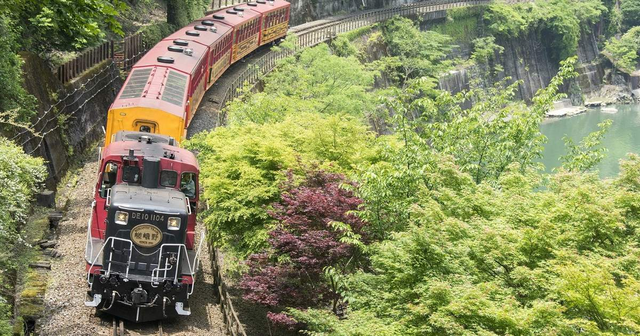 Kyoto City, Sagano Romantic Train & Hozugawa River Boat Ride Tour - Klook
