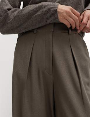 Woven Barrel Leg Trousers with Stretch