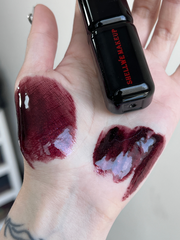 Shellwe Makeup x Freya86 Punk Bunny Lip gloss Moth Flame 蛾焰红