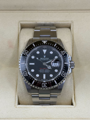Pre Owned 43mm Rolex Sea Dweller