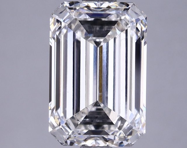 3.08 Carat Emerald Shaped Excellent Cut F-VS1 IGI Certified Lab Grown Diamond