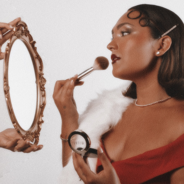 Isa Kristen Holiday Bundle