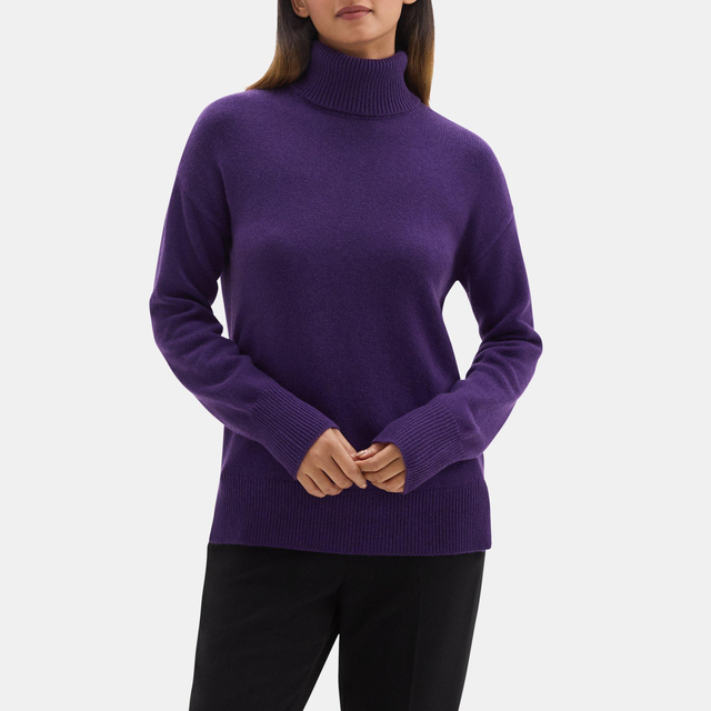 Cashmere Slouchy Turtleneck Sweater | Theory Outlet