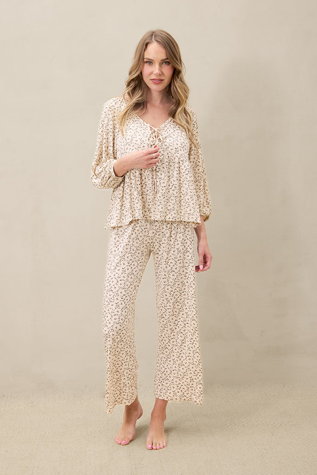 Petite Fleurs Women’s Sleep Set