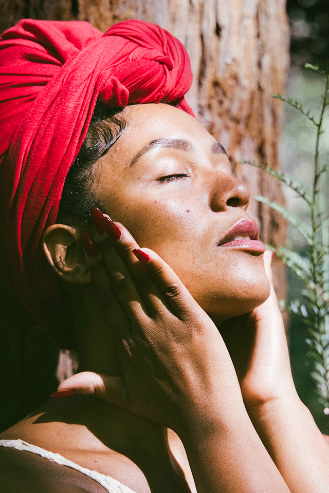 The Glow / Holiday Edition