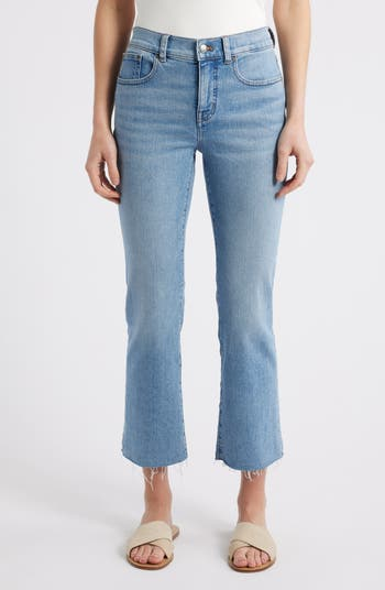 Kick Out Raw Hem Crop Jeans