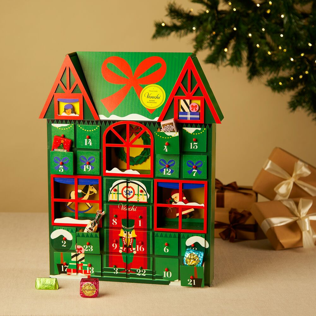 Wooden Advent Calendar: assorted chocolates, 12.55 oz