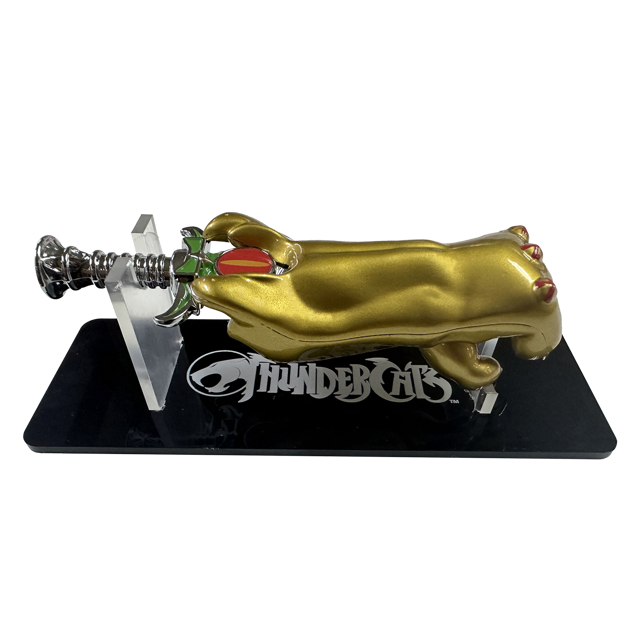 Thundercats | Sword Of Omens and Claw Shield Scaled Prop Replica