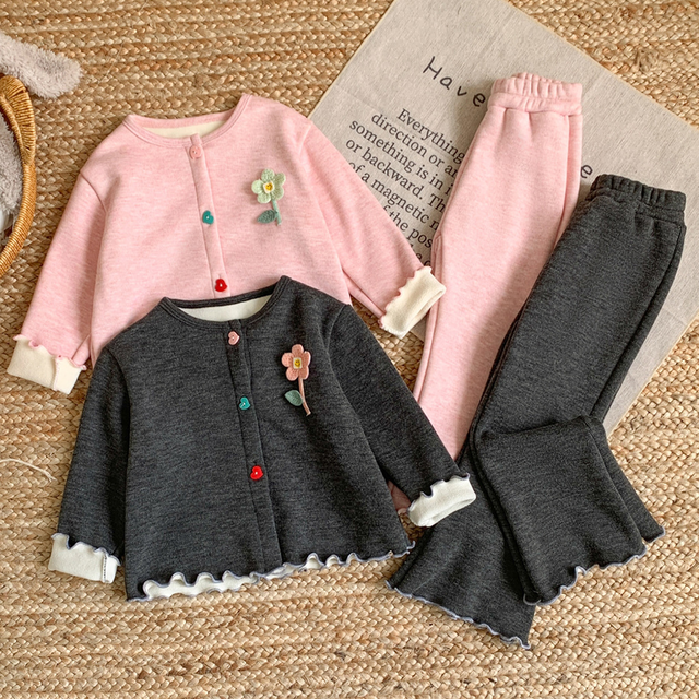 【12M-10Y】2-piece Girls Sweet Velvet Keep Warm Long-sleeved Top And Flare Pants Set