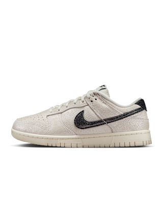 Nike Dunk Low SE Women's Shoes