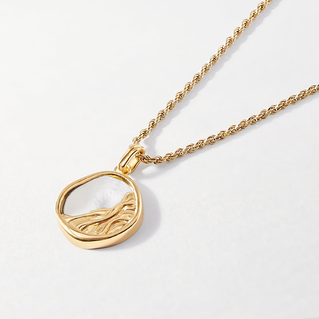 Victoria Pearl Necklace