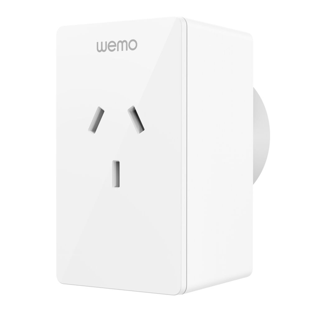 Smart Plug with Thread